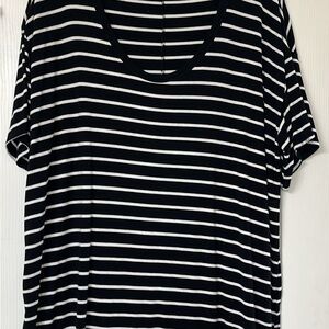 Old Navy Black and White Relaxed Luxe Top
